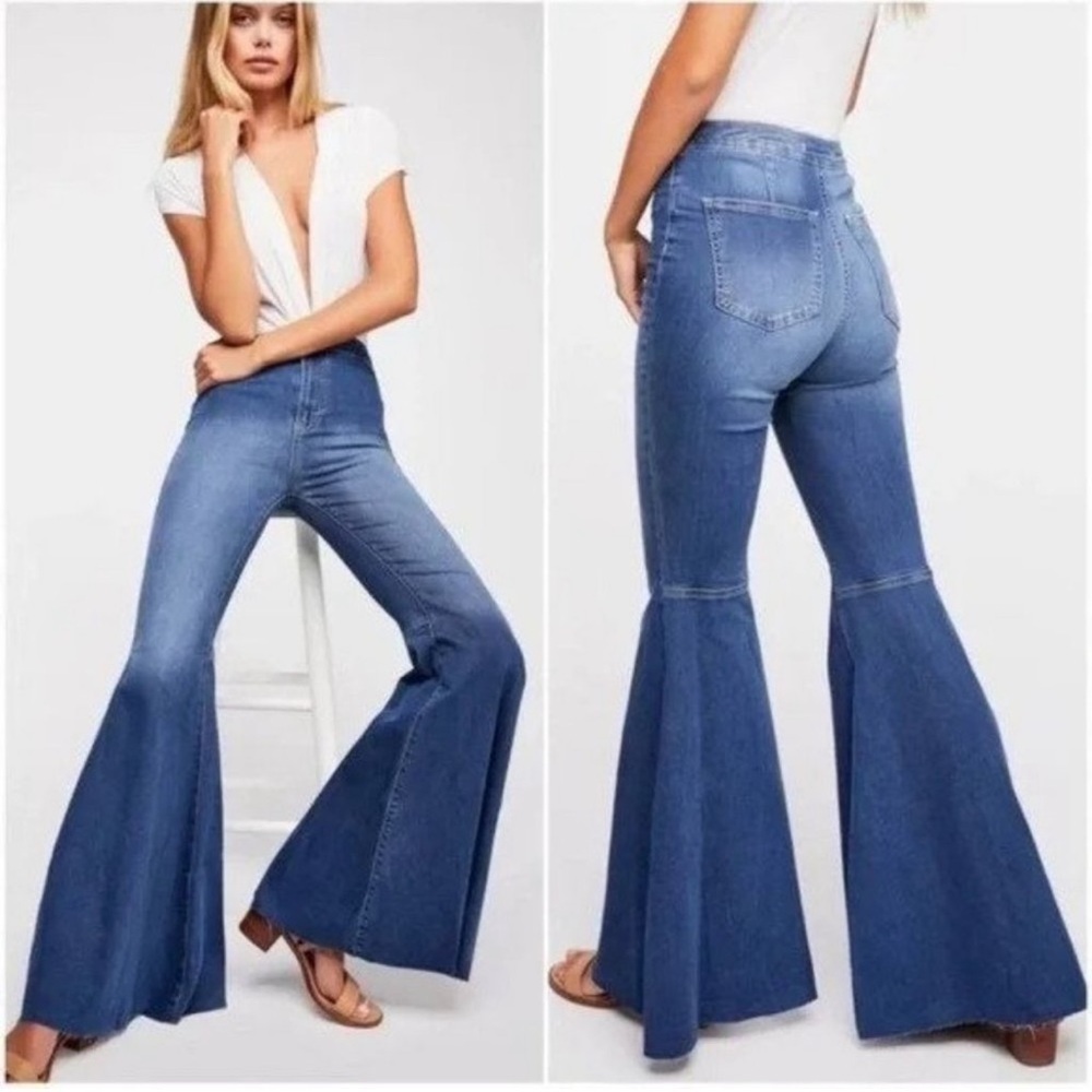 Free People Just Float On Flare Jeans /Jericho blue